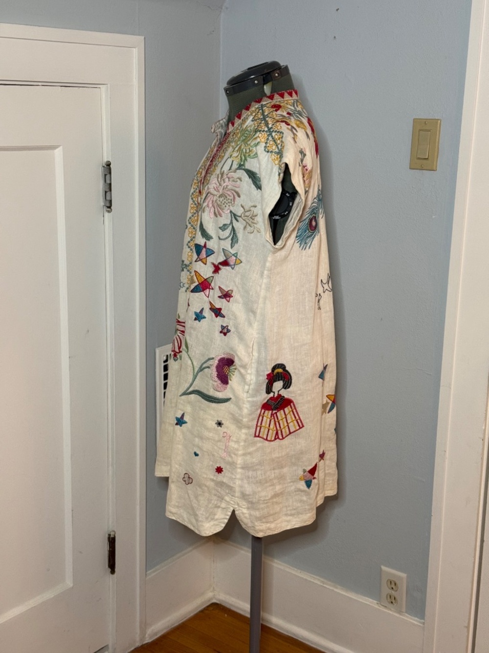 Johnny Was Mishti Tunic Dress Small White Ramie Embroidered Boho - Picture 4 of 8